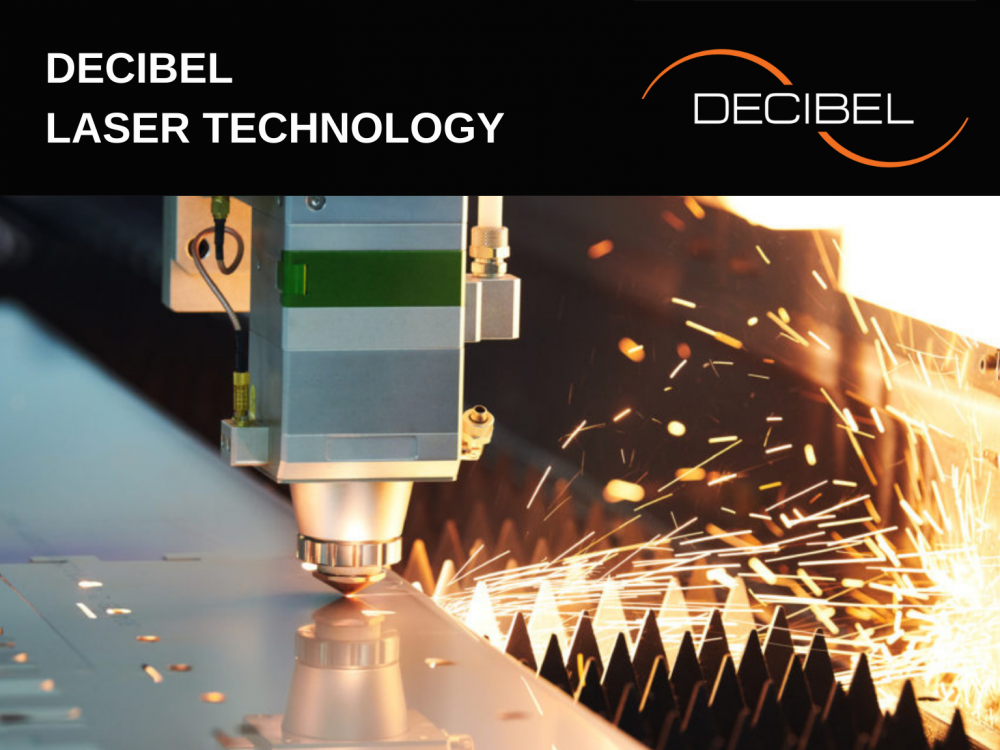 DECIBEL esitteli laserleikkauskoneen tuotantolaitoksessaan