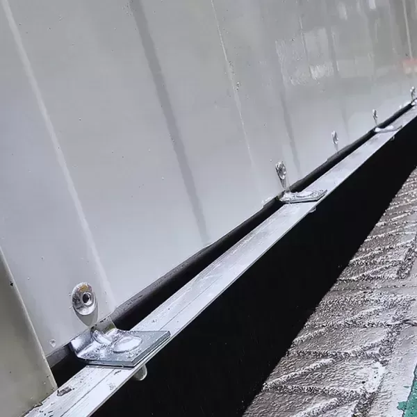 Äänieristetty kotelo meluisalle koneelle