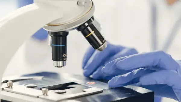 Äänieristysratkaisut monikäyttöisiin laboratoriotiloihin