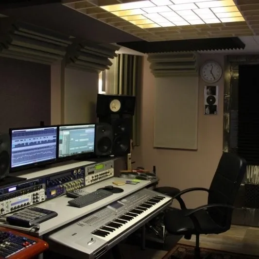 Avocal Music Studion akustinen käsittely
