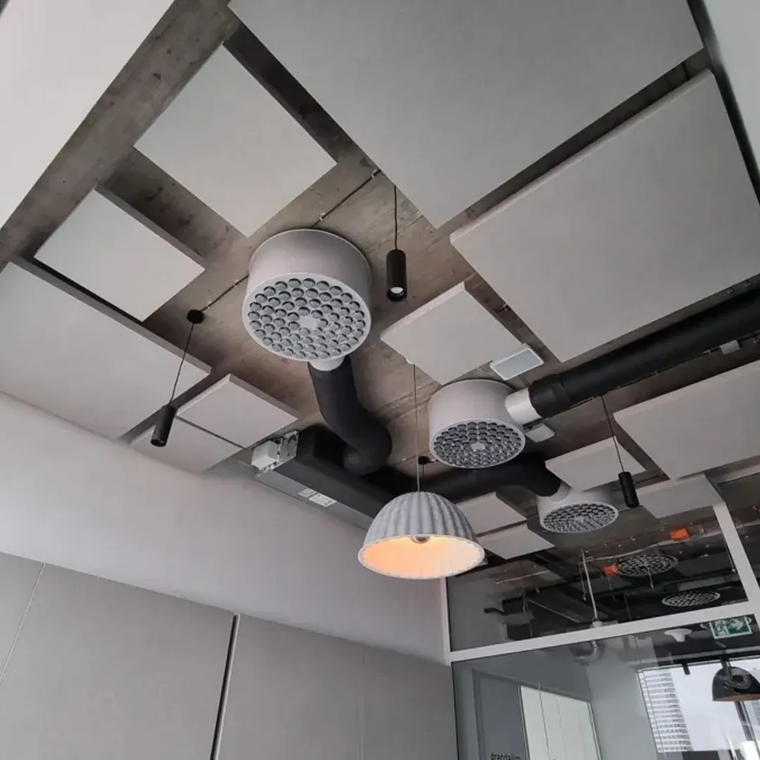 Akustiikkakäsittely HubHub-coworking-tilalle Bratislavassa