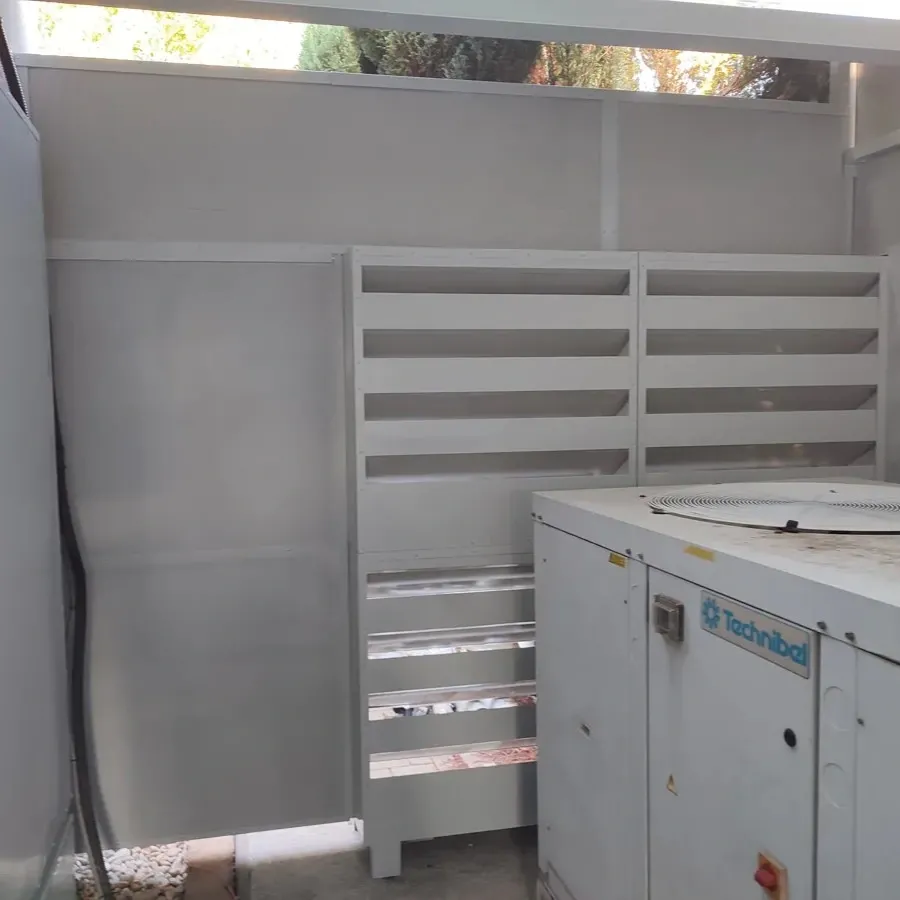 Desibelien talteenotto: S-TEAM Labin räätälöity akustinen kotelo