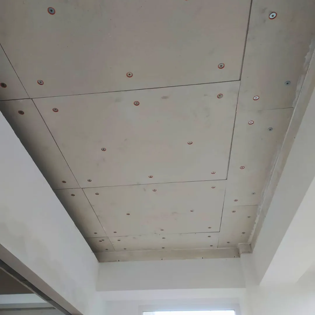 Musiikkistudion täydellinen äänieristys Piteștissä