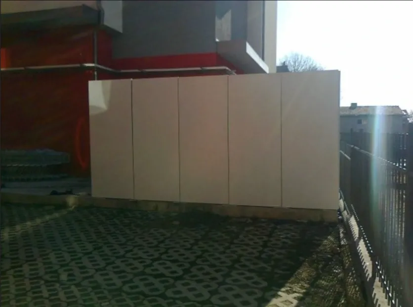 Äänieristyseste Billan jäähdyttimille