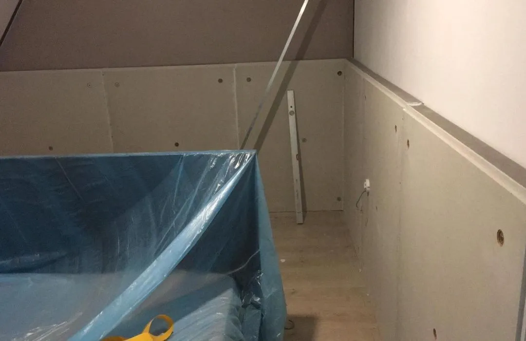 mykät äänieristyspaneelit