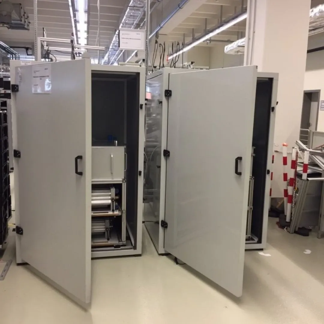 Koneäänieristys tuotantohallissa, FESTO