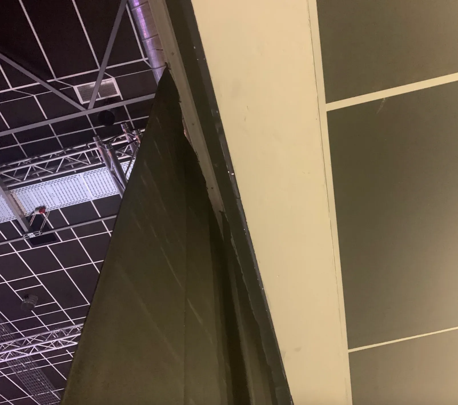 Äänieristetyt verhot Doli Media Studiolle