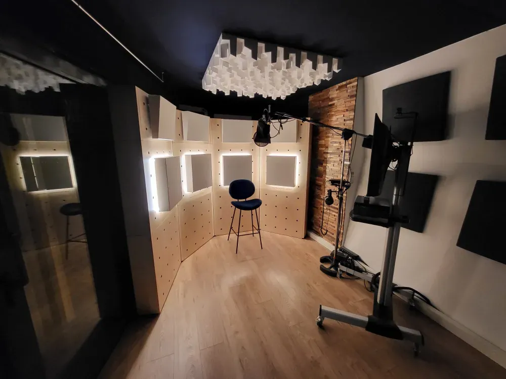 Äänitysstudion akustinen käsittely Pariisissa