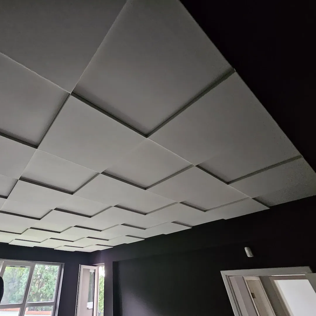 Kotipodcast ja musiikkistudio Echo Wall -akustiikkapaneeleilla