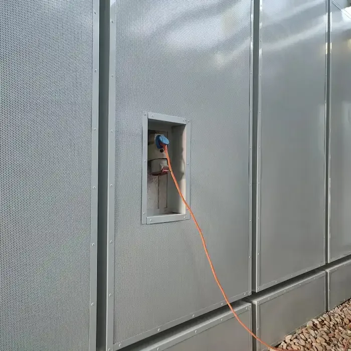 Desibelien talteenotto: S-TEAM Labin räätälöity akustinen kotelo