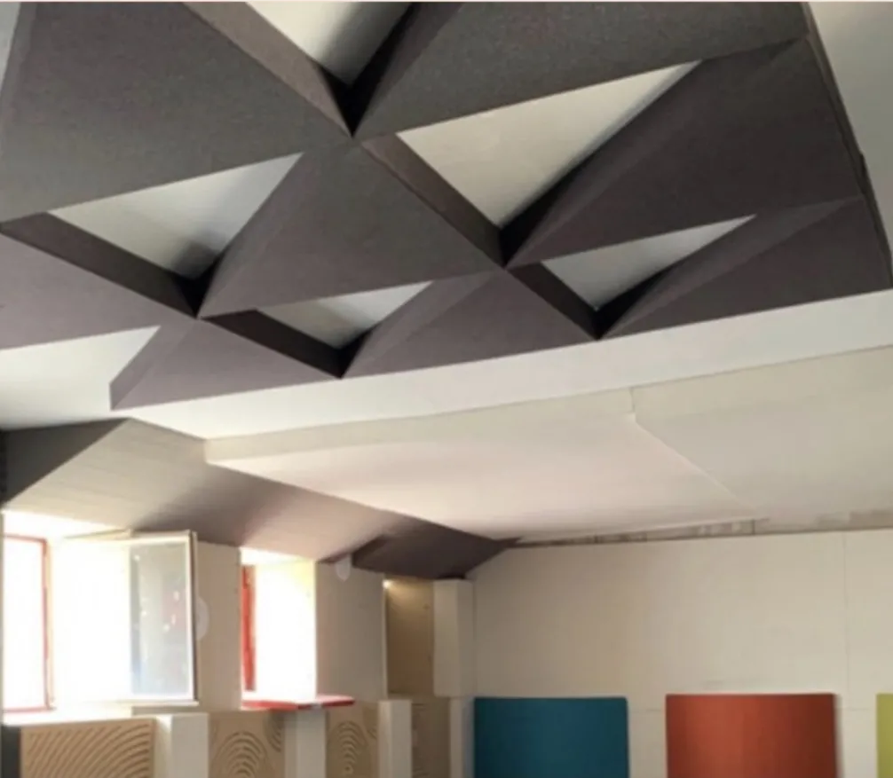 Räätälöity akustinen ja tärinänvaimennus rumpustudioon